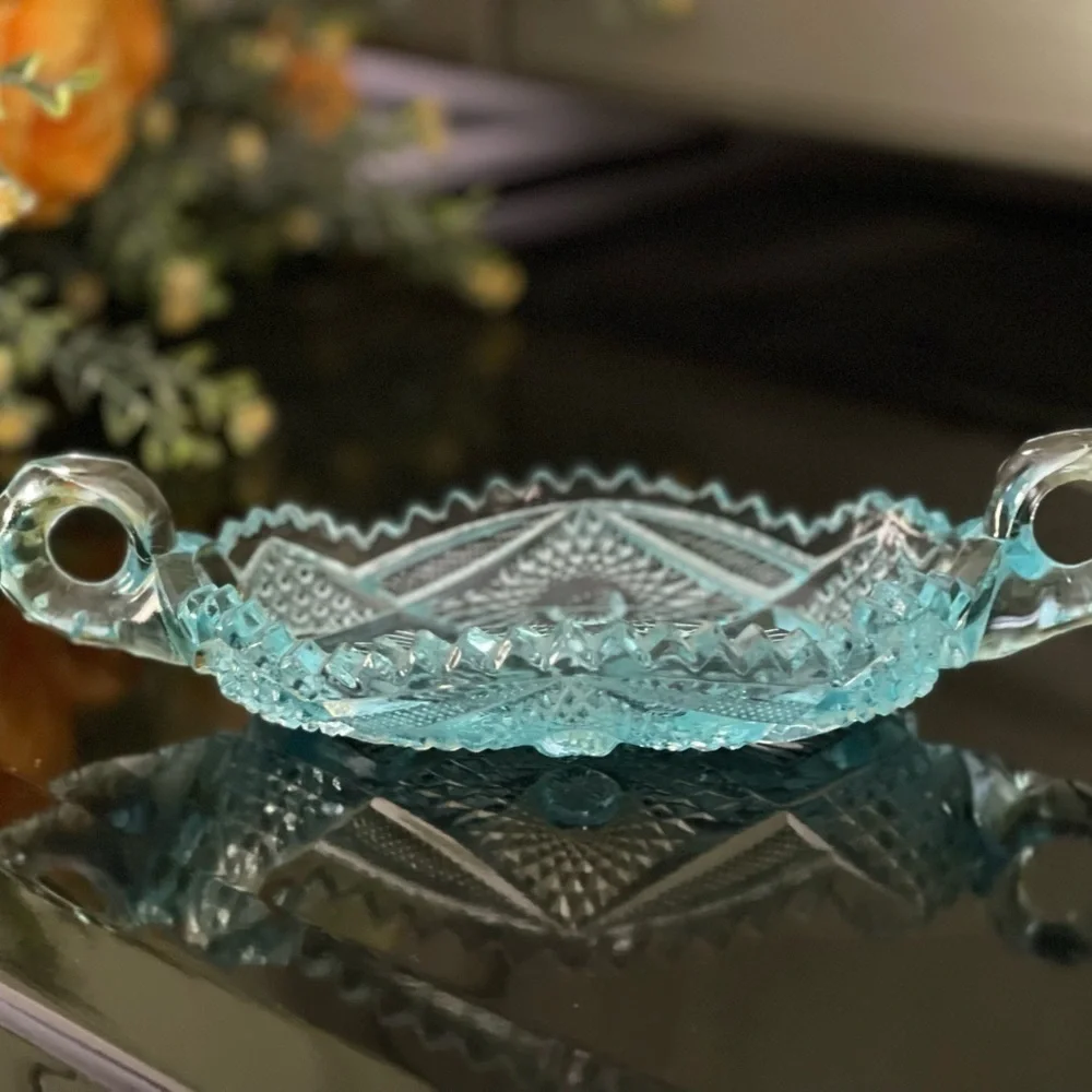 VINTAGE, VIKING, PRESSED GLASS, TURQUOISE, RELISH TRAY. SAWTOOTH EDGE.